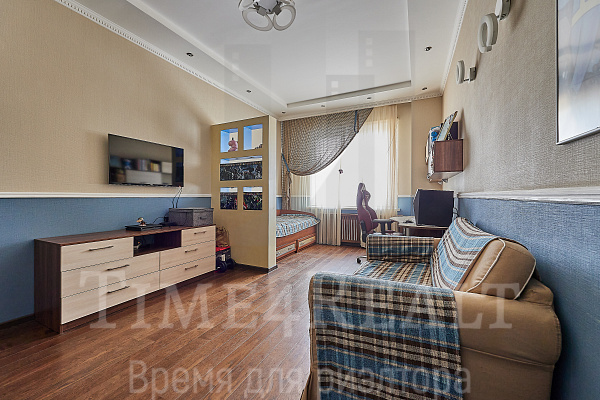 Продается 3-комн. квартира, 100,1 м²