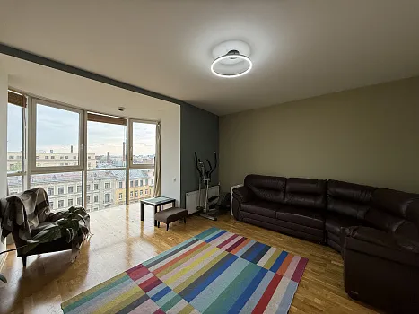 Продается 2-комн. квартира, 61,9 м²