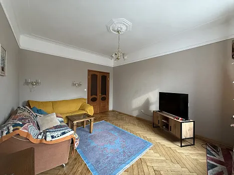 Продается 4-комн. квартира, 87,4 м²