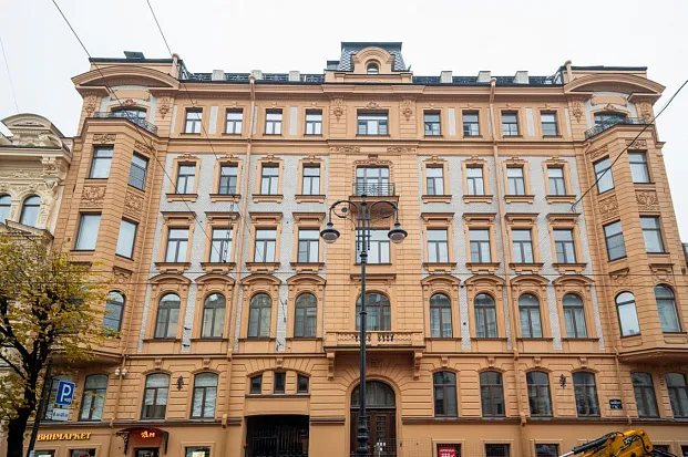 6-комн. квартира, р-н Центральный