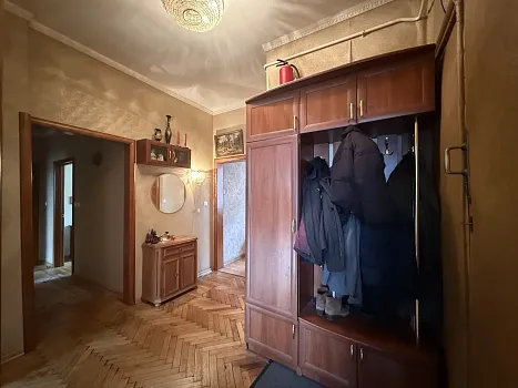Продается 4-комн. квартира, 87,4 м²