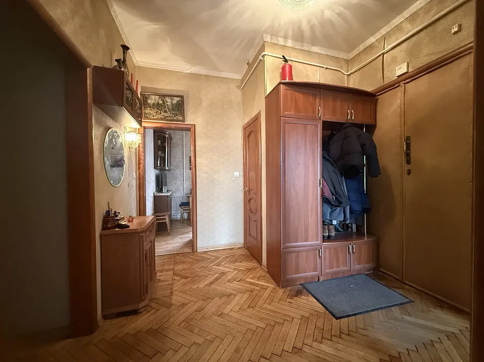 Продается 4-комн. квартира, 87,4 м²