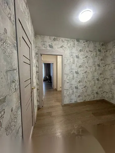 3-комн. квартира, 85.6 м², Ленинградская область