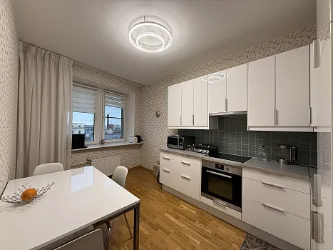 Продается 2-комн. квартира, 61,9 м²
